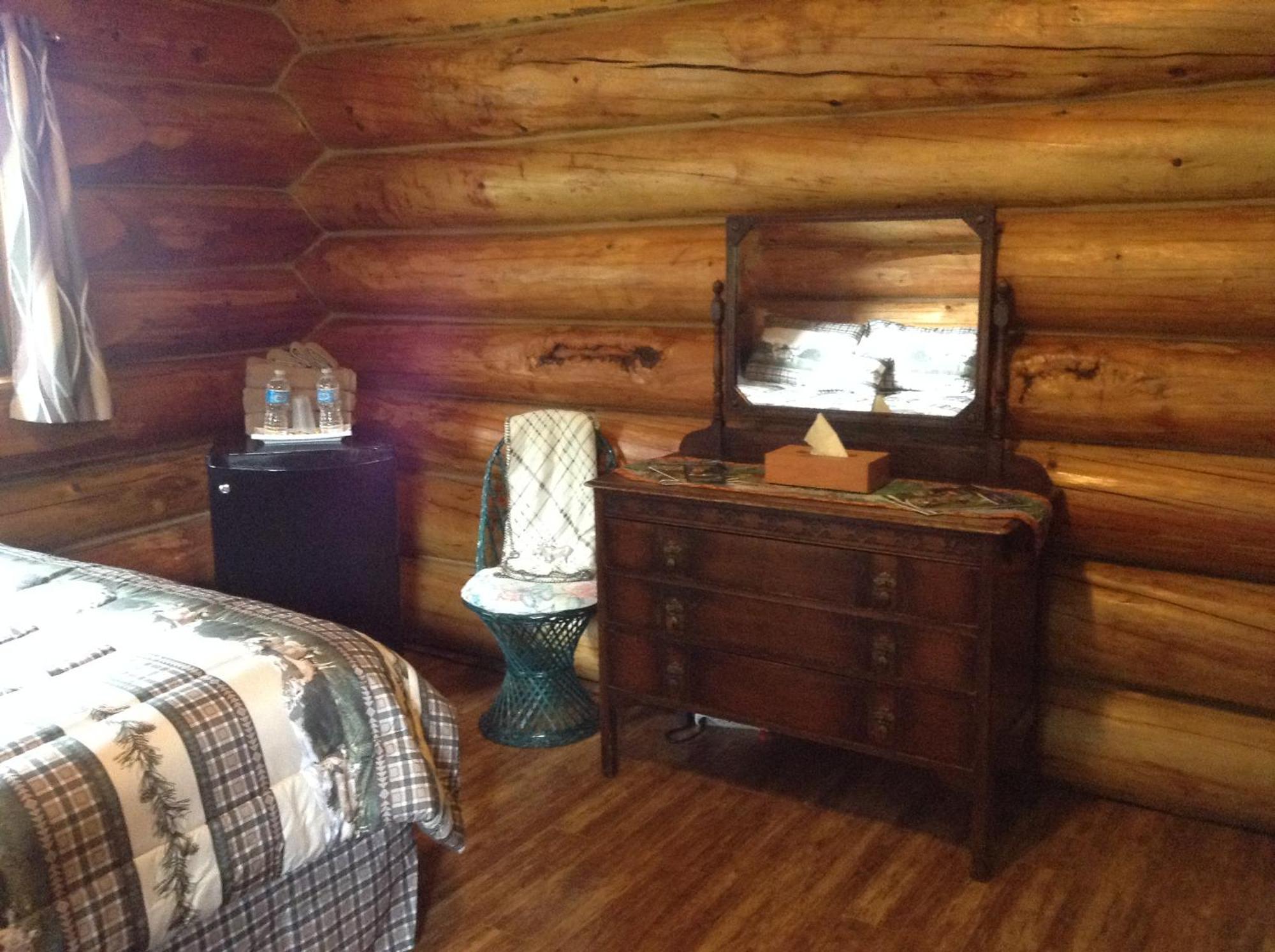 Summit River Lodge & Campsites Valemount Quarto foto